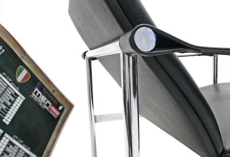 Sessel; Hommage an Corbusier`s LC1 - 3