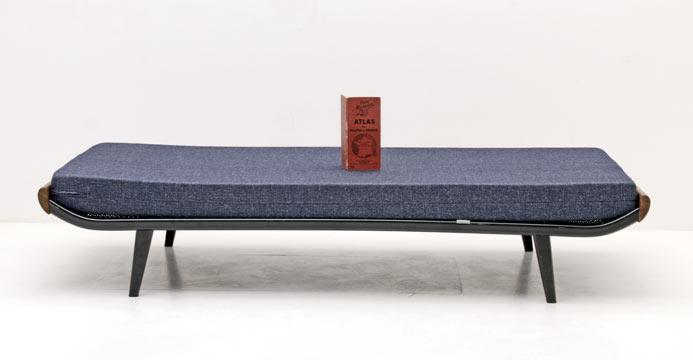 Cleopatra Daybed