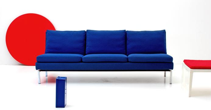 Enzian blaues Sofa