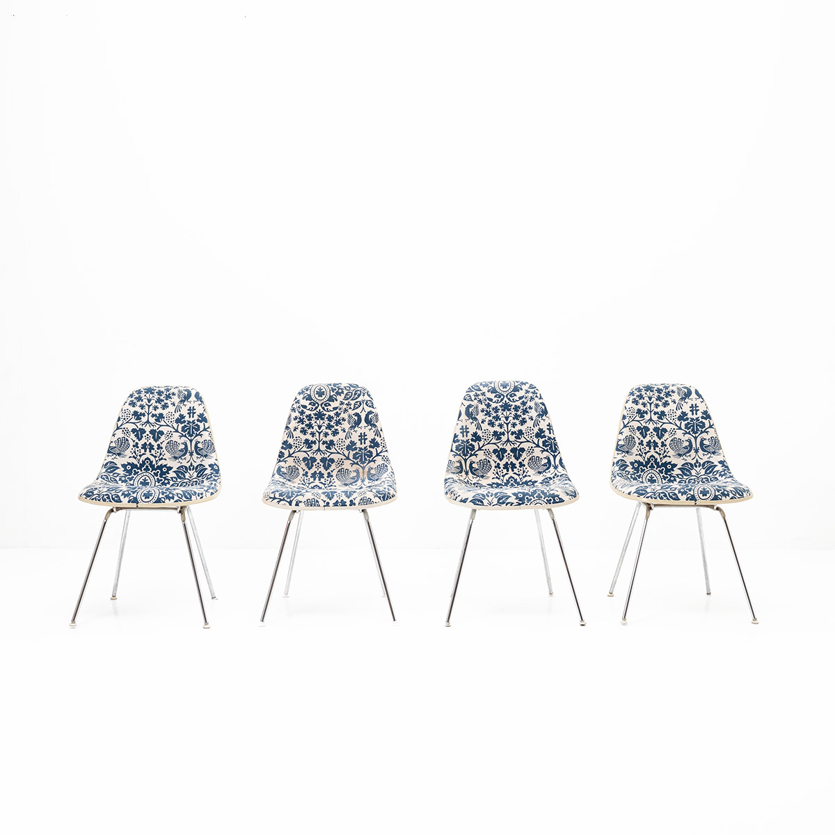 4er Set Eames Side Chair, Spezialausführung, Herman Miller, Eames, Ray & Charles, Diverse Stühle, Stuhl