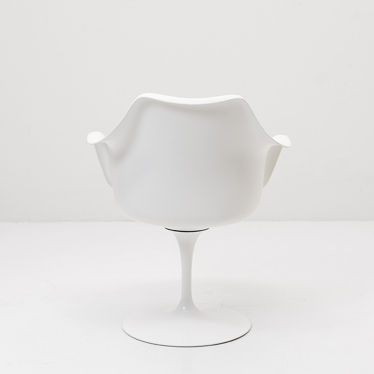 7er Set Saarinen Tulip Armlehnstühle von Knoll International - 1