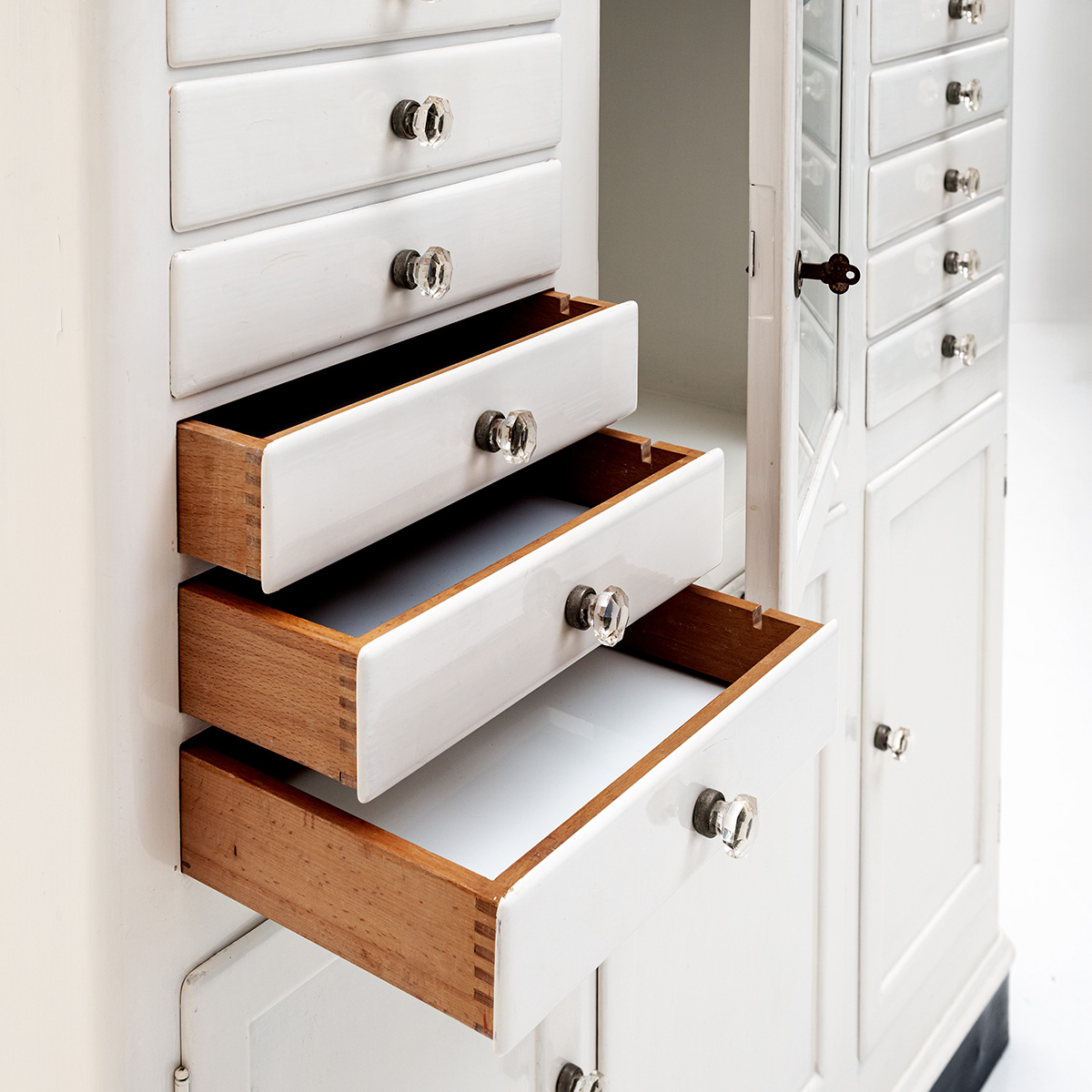 Apothekerschrank, 1920er, 30er Jahre - 1