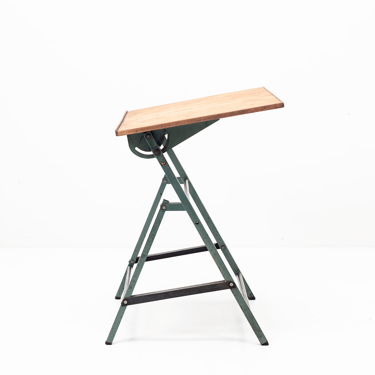Atelier- Klapptisch mit Verbundholzplatte - 0