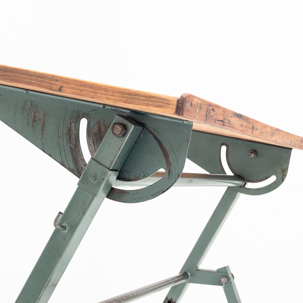 Atelier- Klapptisch mit Verbundholzplatte - 2