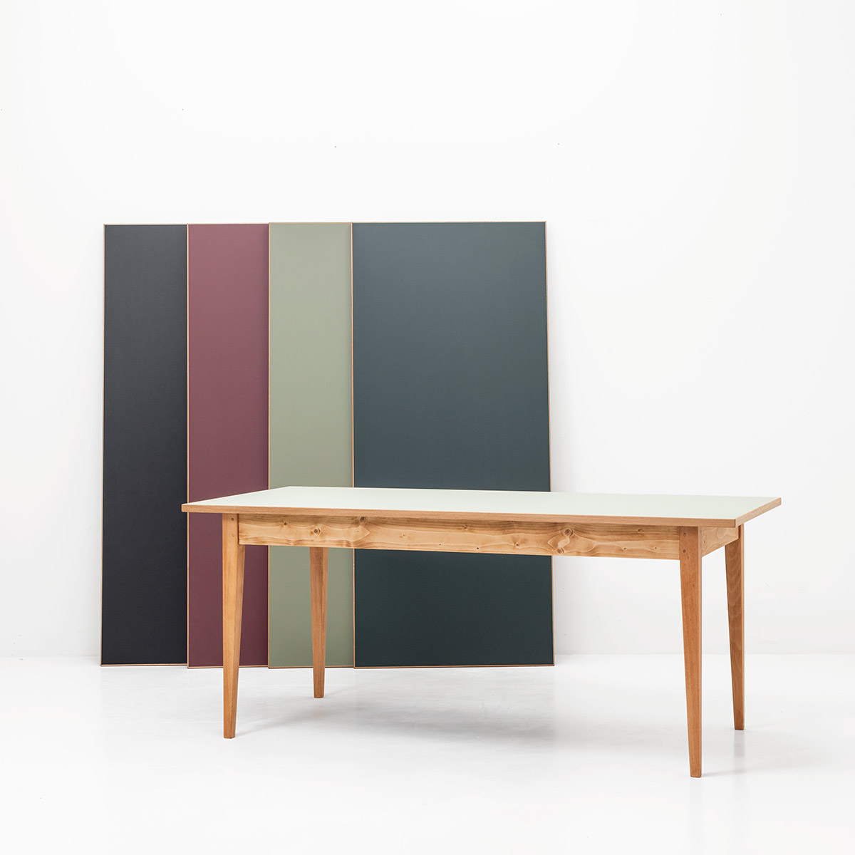 Biedermeiertisch mit Linoleum-Einlage - 0