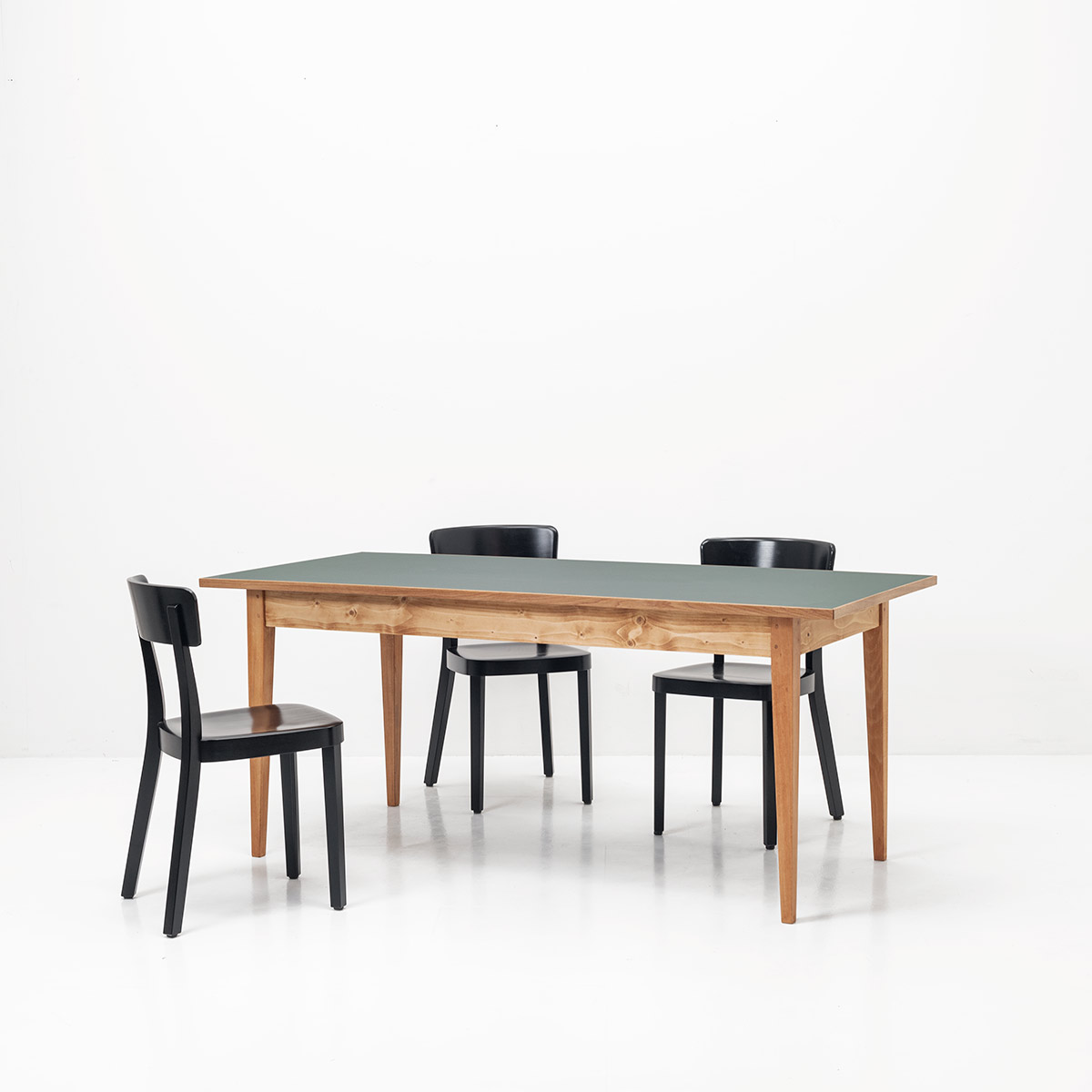 Biedermeiertisch mit Linoleum-Einlage - 3