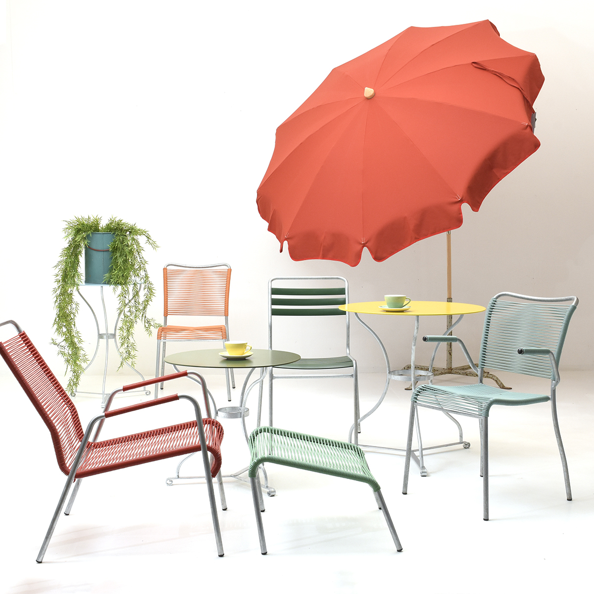 Bogen33 Spaghetti Lounger, an Lager, Bogen33 & Partner, Gartenstuhl, Garten