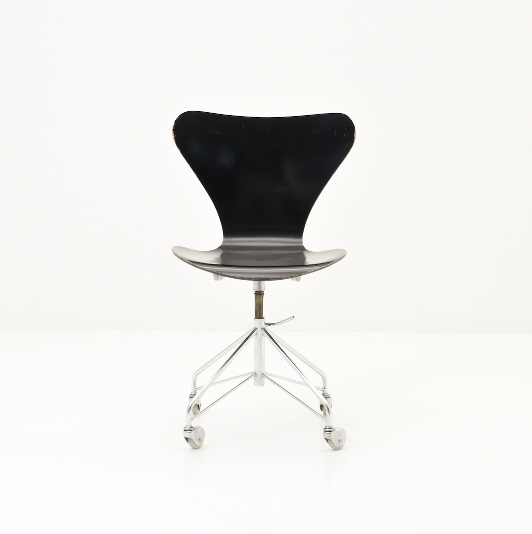 Bürodrehstuhl 3117 von Arne Jacobsen - 4