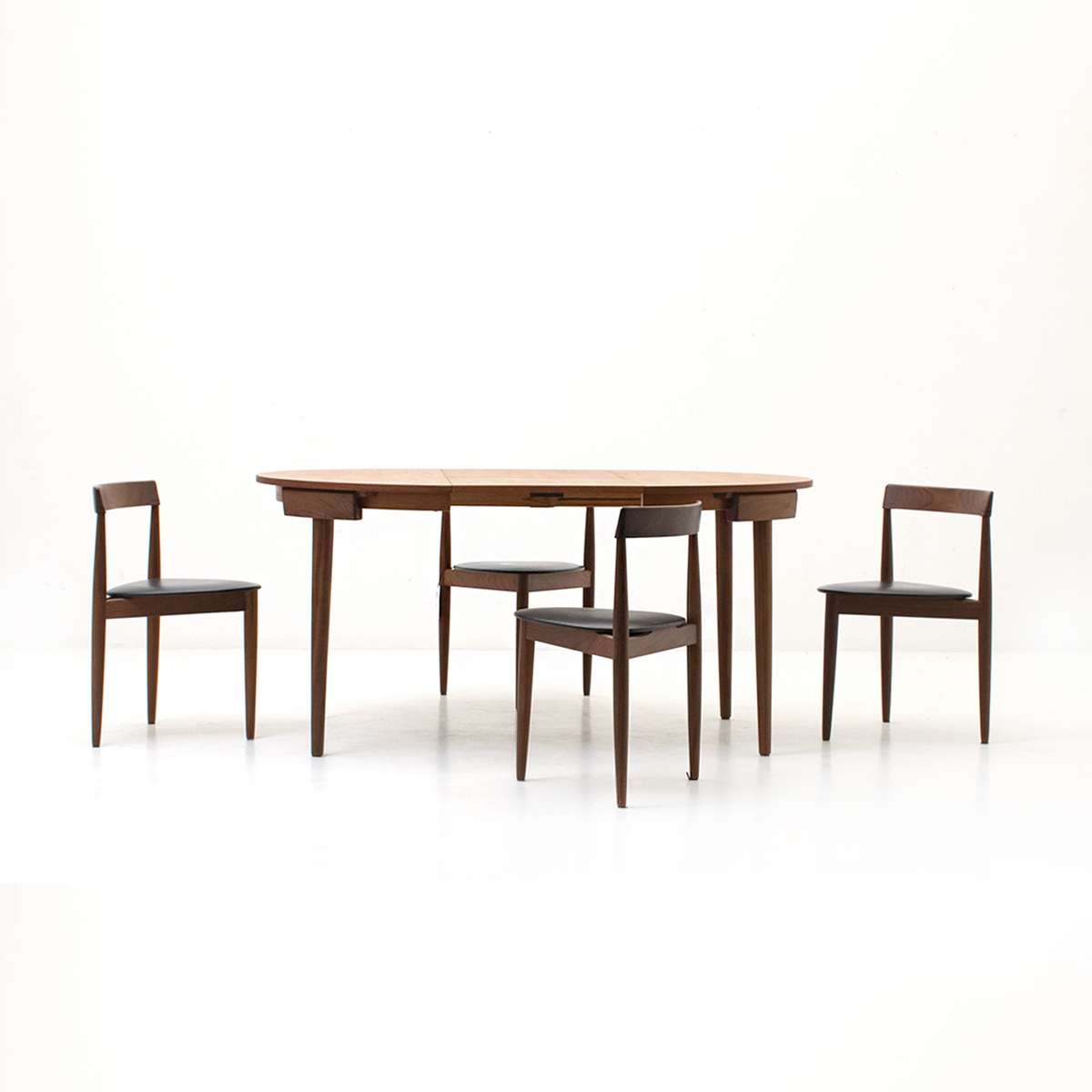 Dänischer Mid-Century Esstisch & Stühle - 0