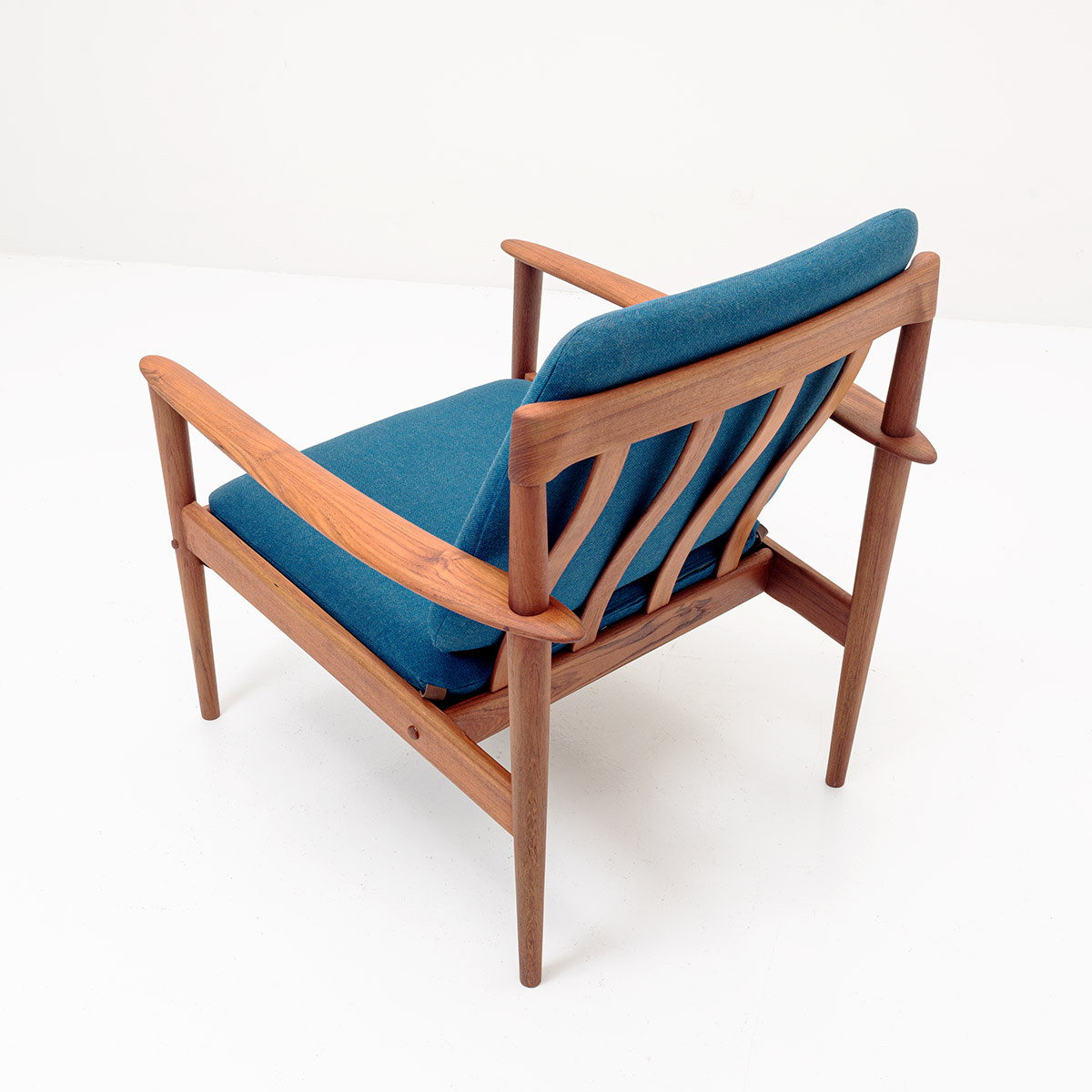 Dänischer Sessel, restauriert - 2