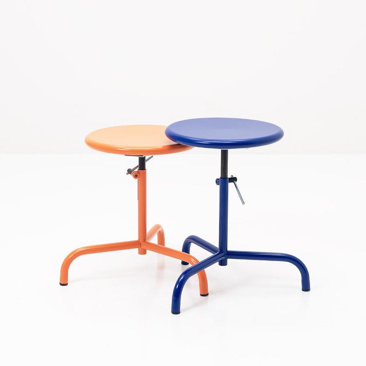 Drehhocker, farbig lackiert, Neu - 4