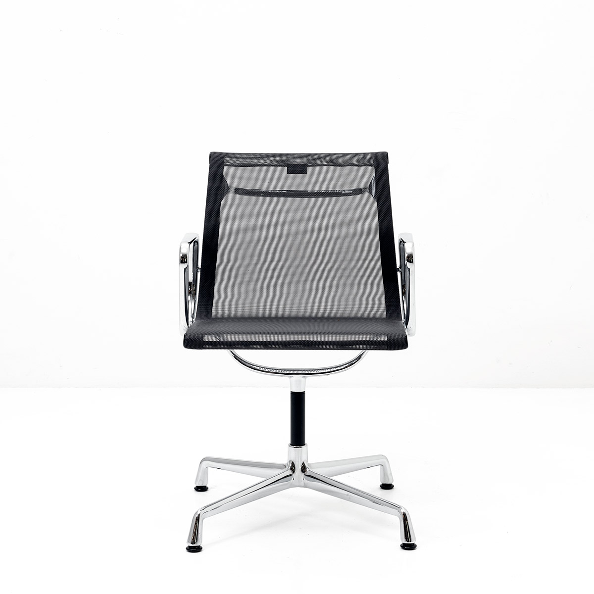 Eames Alu Chair, EA 108 Netzgeflecht, Vitra, Eames, Ray & Charles, Büro-Stuhl, Stuhl