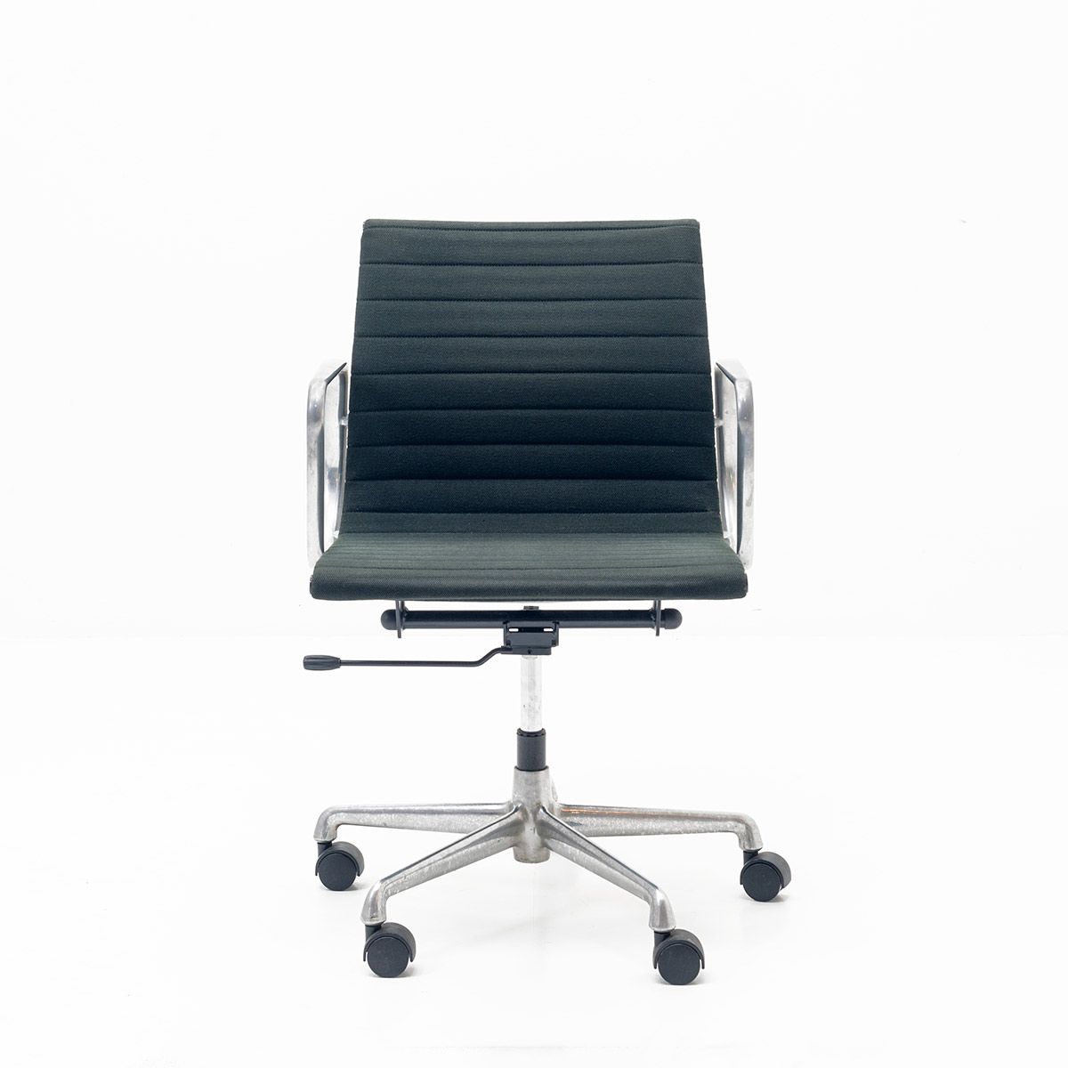 Eames Alu Chair, Stoff Hopsak anthrazit
