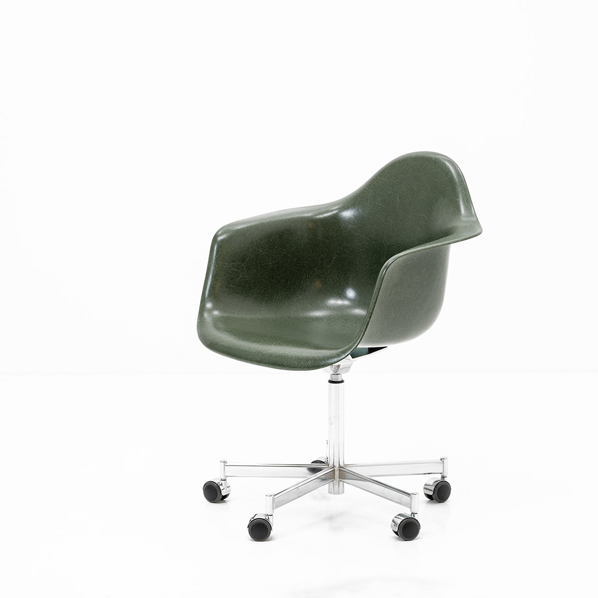 Eames Arm Chair, Herman Miller, vintage - 1