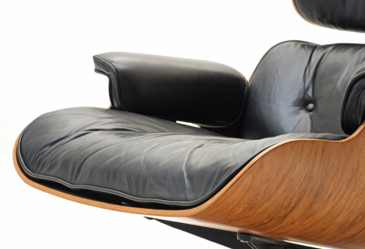Eames Lounge Chair - 3