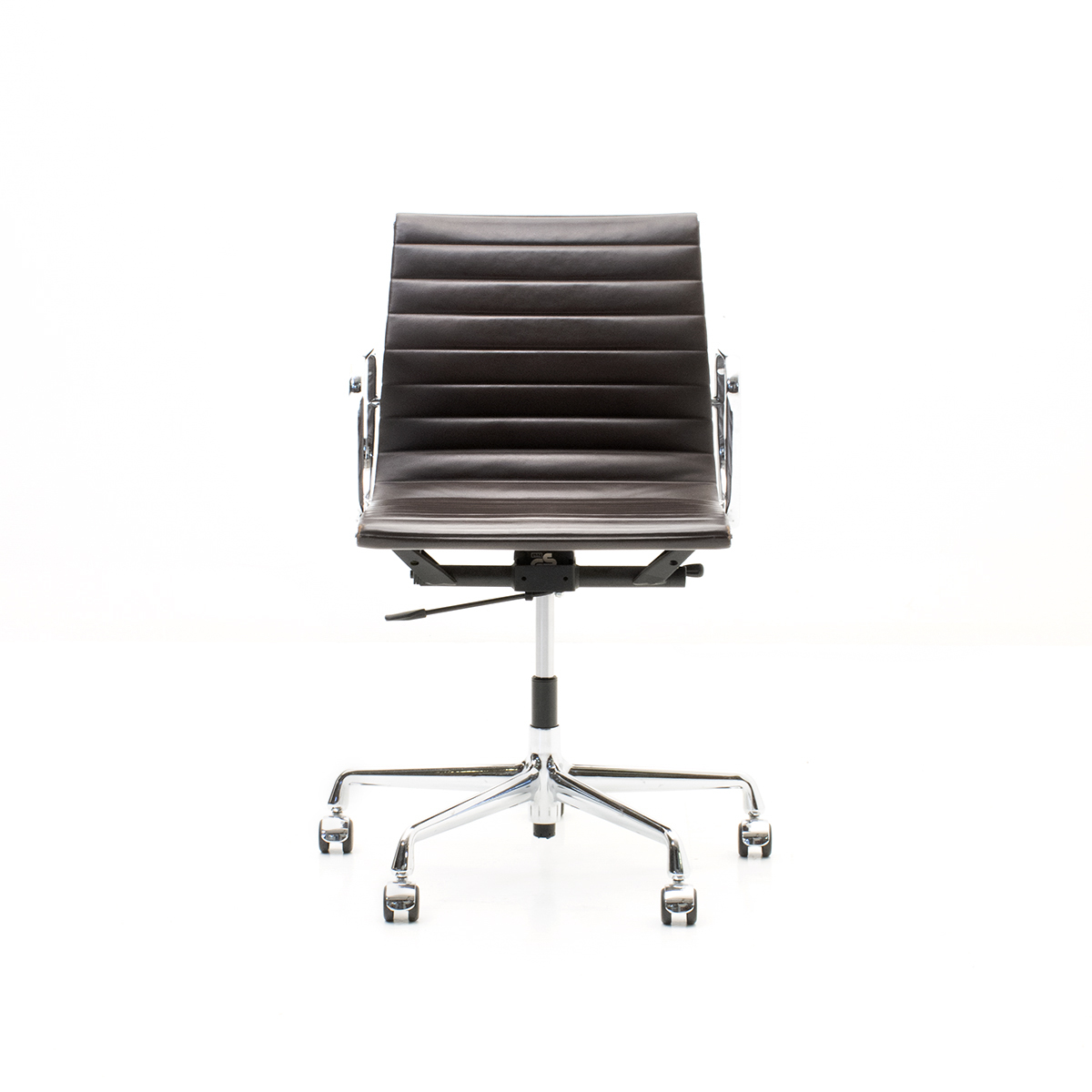 Eames Office Chair, EA 117, Leder