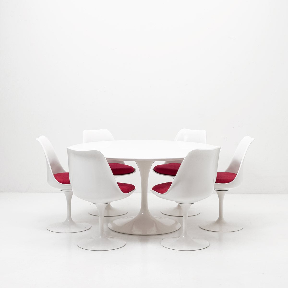Eero Saarinen Tulip Table weiss ø137cm Vintage, Knoll International, Eero Saarinen, Diverse Tische, Tisch
