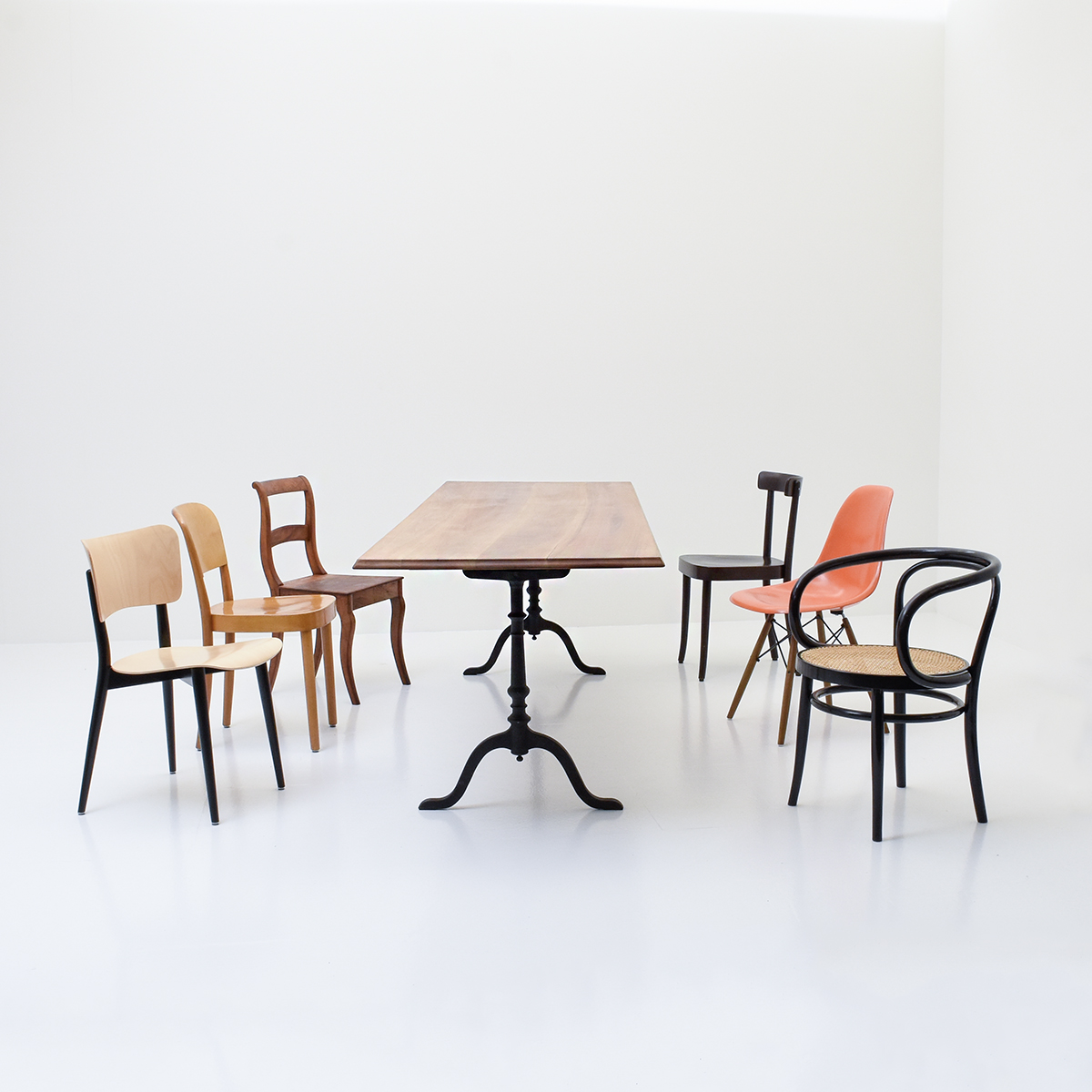 Holztische, Biedermeiertische im Viadukt*3 - 0