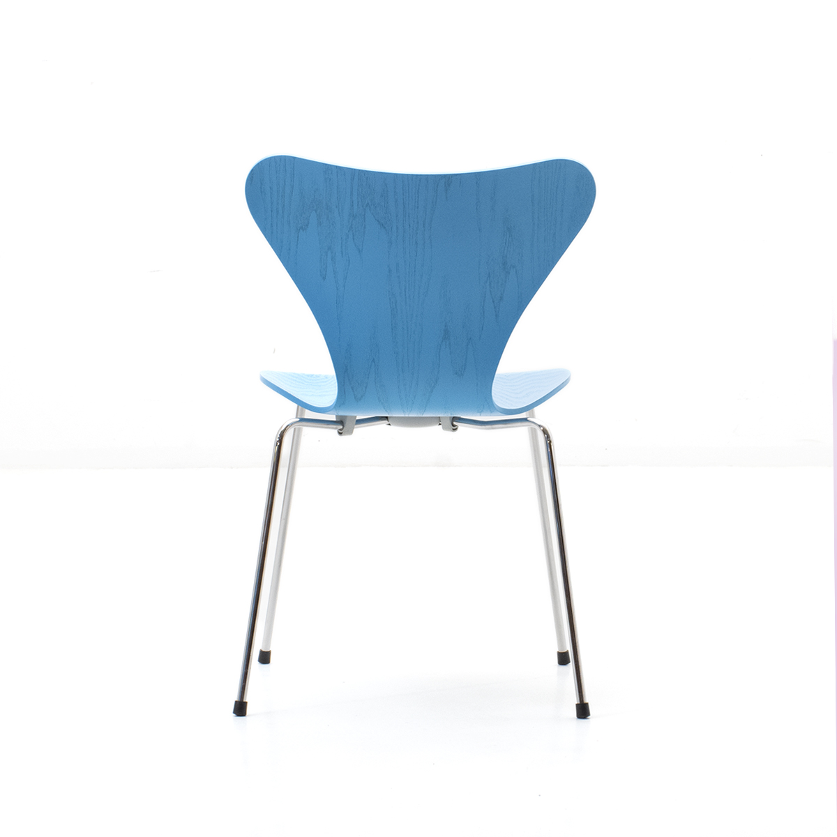 Jacobsen Stühle 3107, verschiedene Farben. - 0