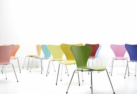 Jacobsen Stühle 3107, verschiedene Farben. - 5