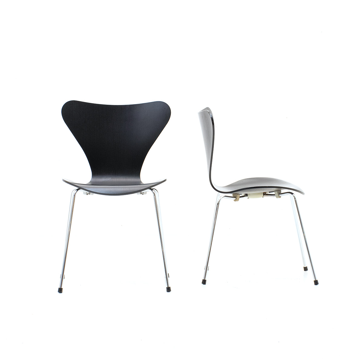 Jacobsen Stuhl 3107, schwarz - 1