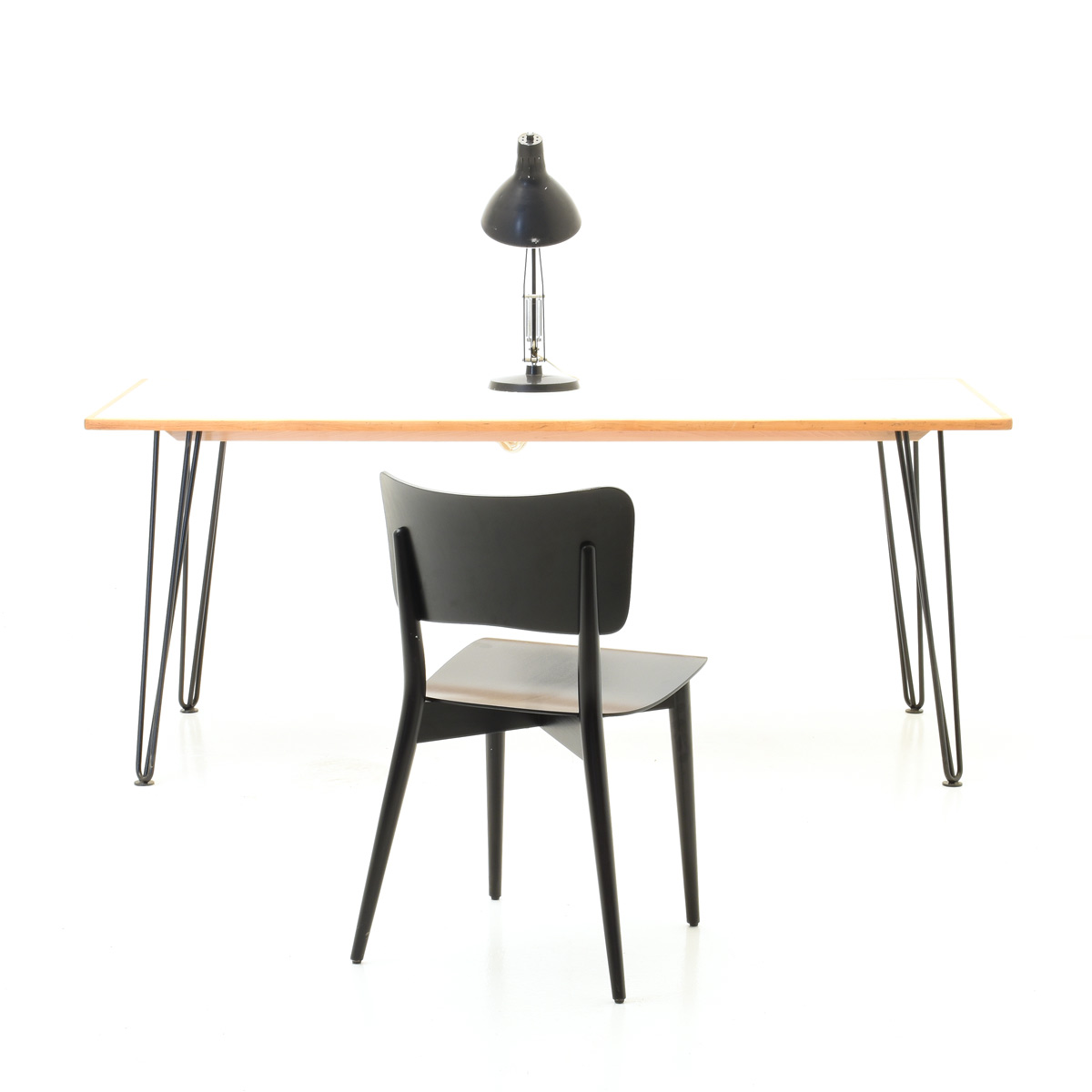 Kelkotisch, Hairpin legs