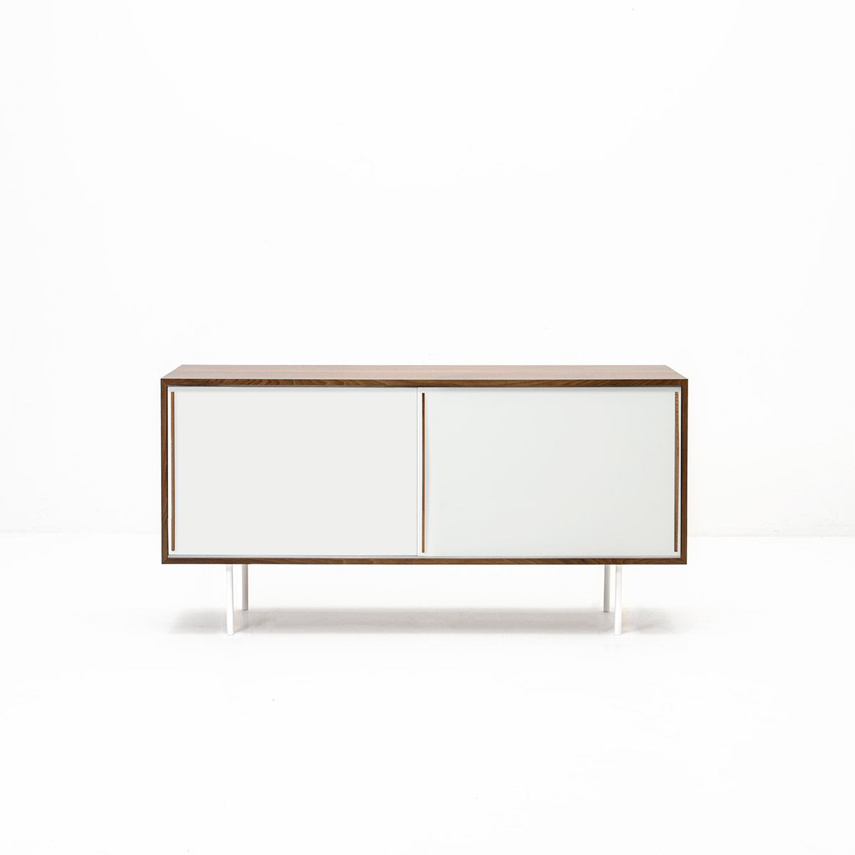 Kurt Thut Sideboard, Nussbaum | Jetzt exklusiv zum Lancierungspreis