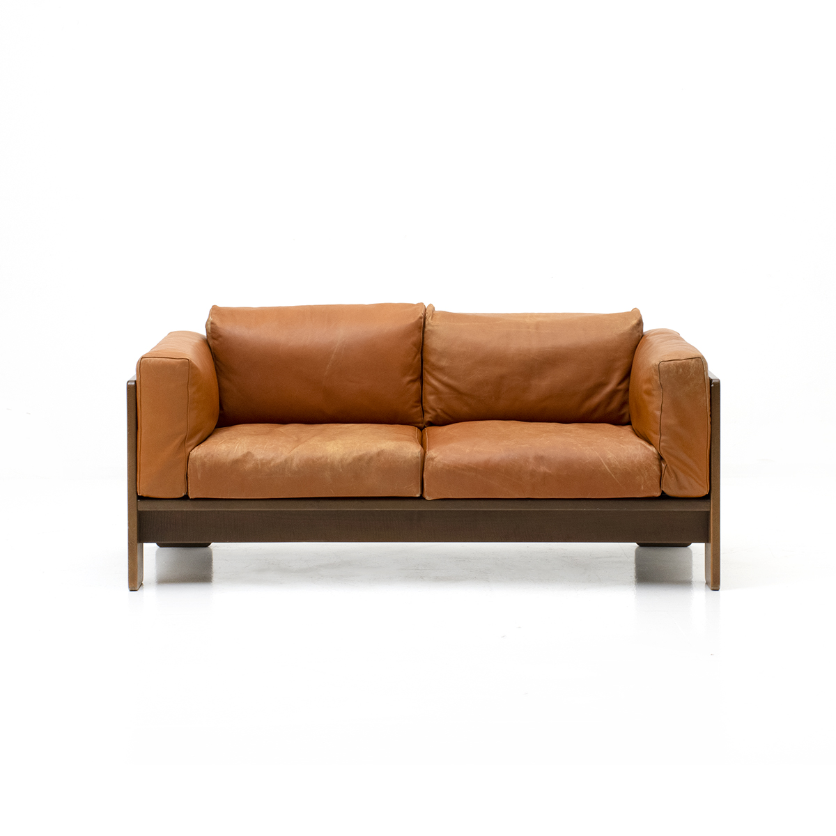 Ledersofa, Bastiano