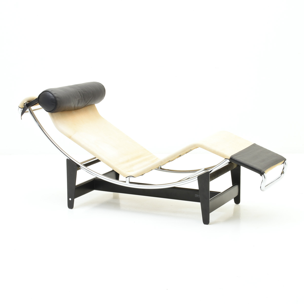 Liege Corbusier Leinenstoff / Leder