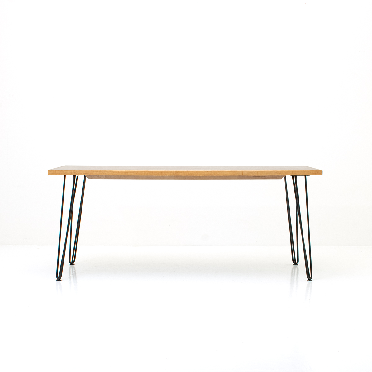 Linoleumtisch mit Hairpinlegs - 0