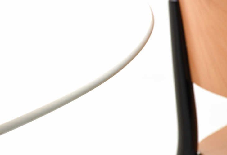 Saarinen Tisch oval, Knoll - 1