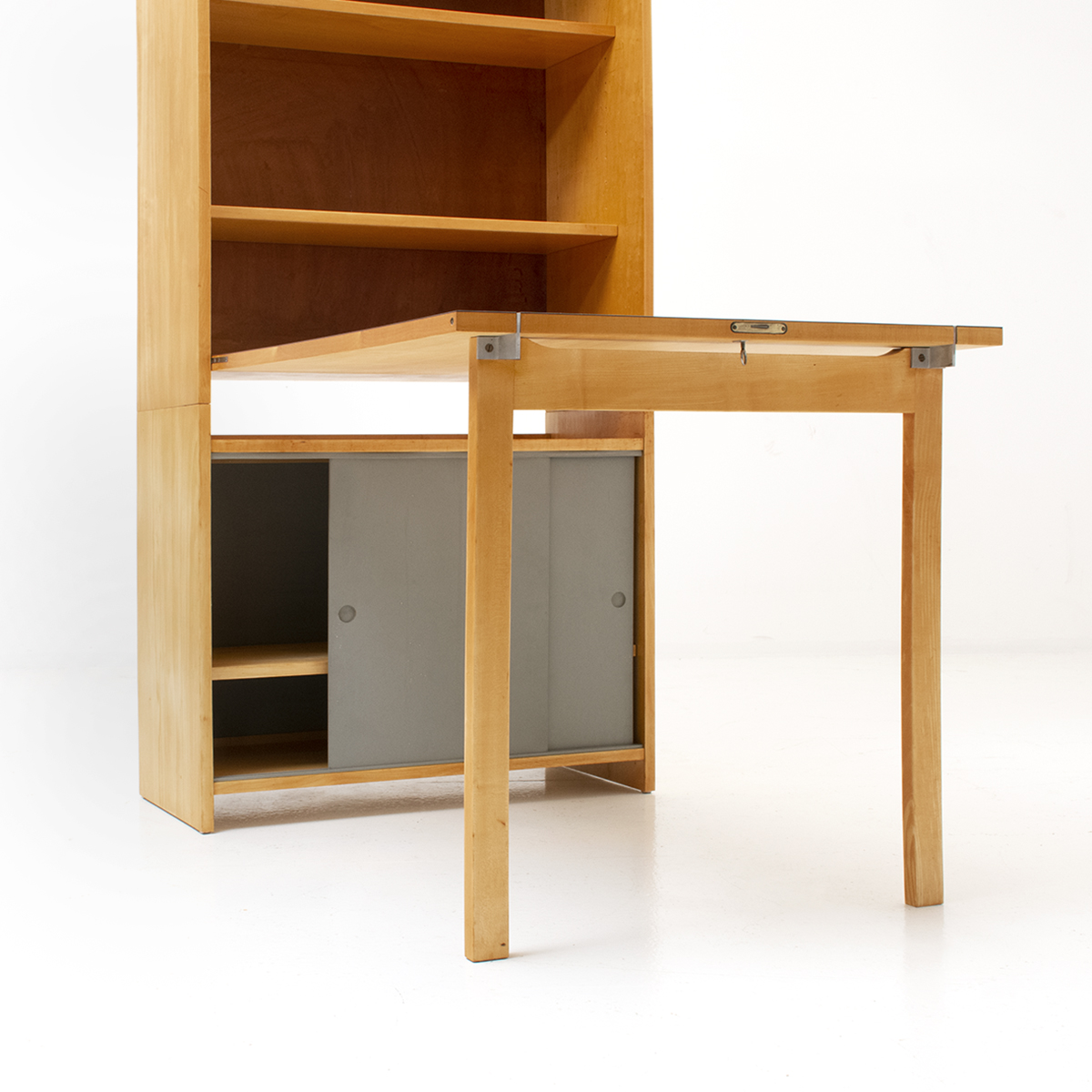 Sekretär Emil Guhl, Wohnhilfe - 0