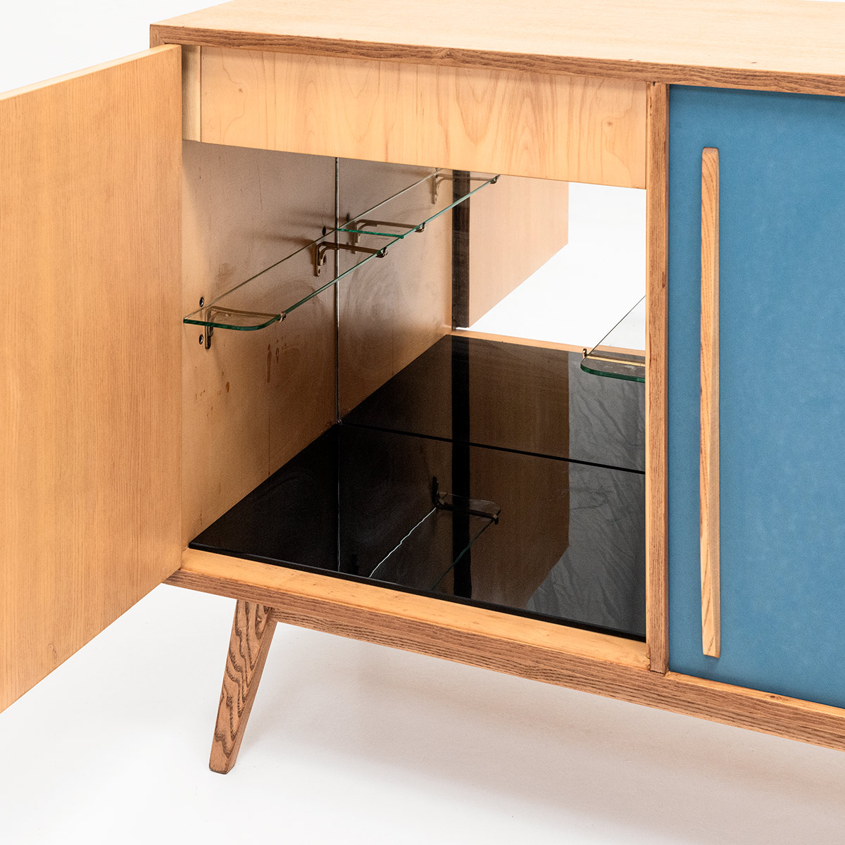 Sideboard, 2 farbige Schiebetüren, 1960er Jahre - 4