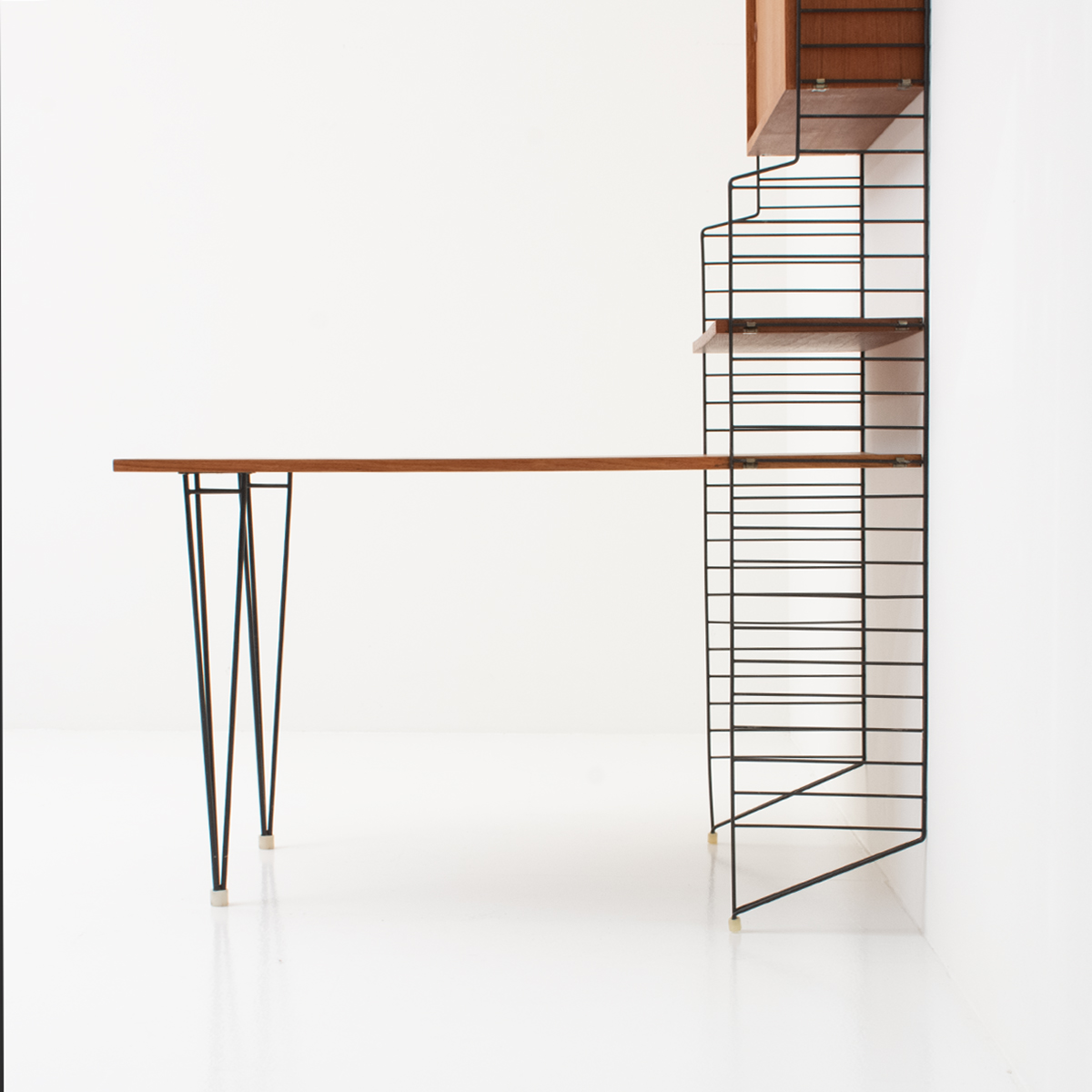 STRING-Regal mit Tischeinsatz, 60s - 4