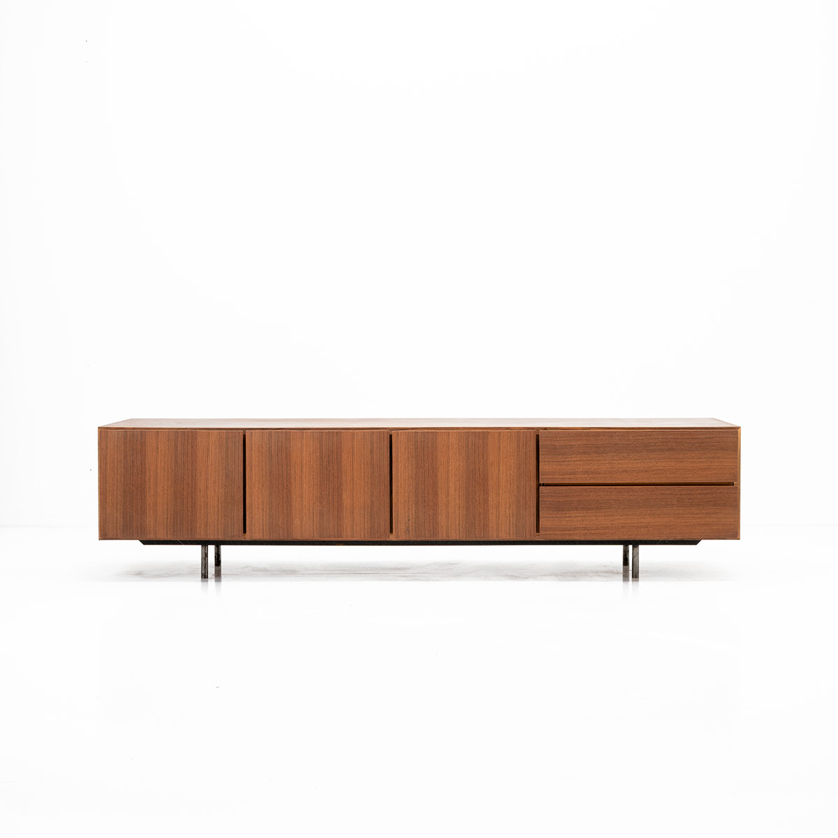 Tiefes Sideboard Nussbaum, vintage