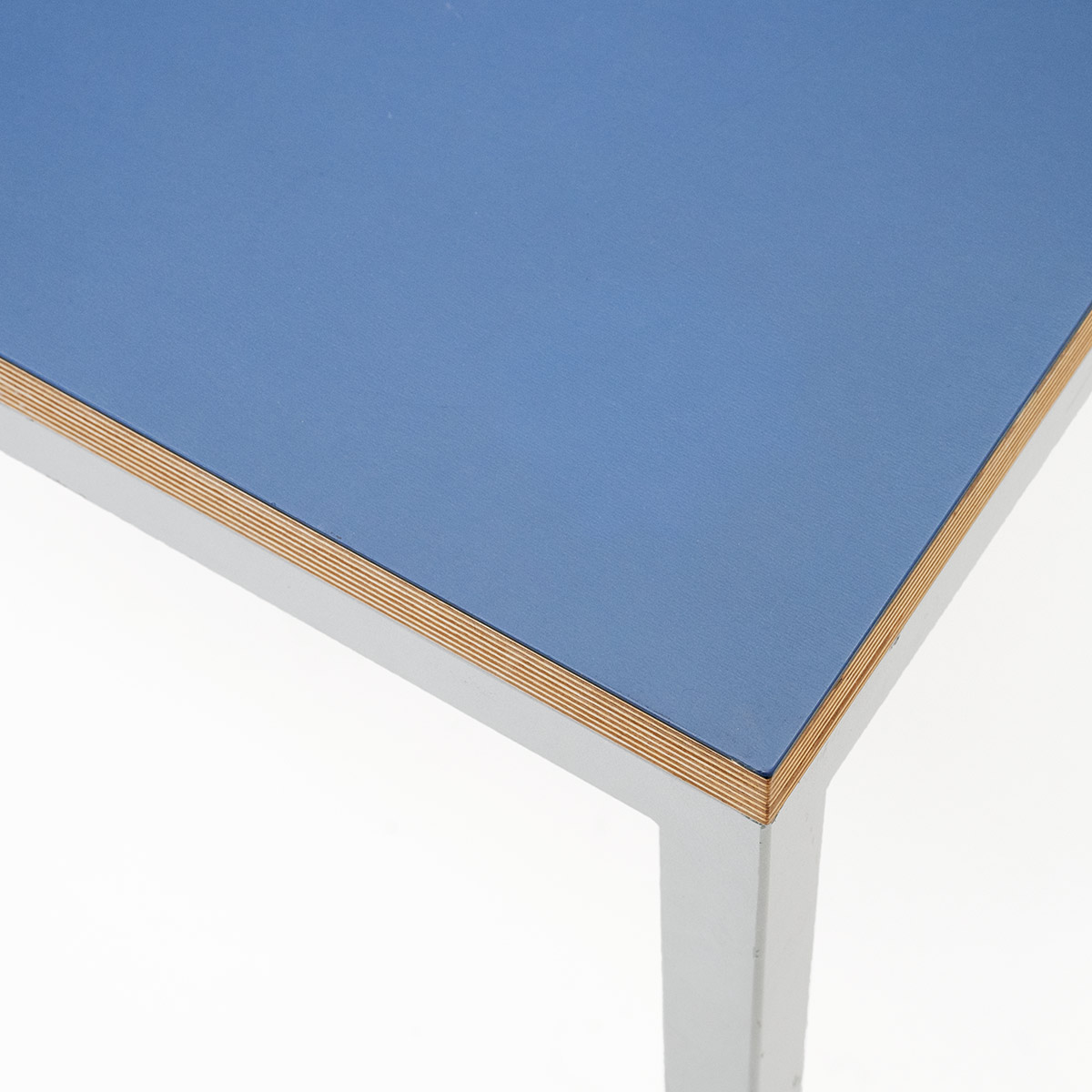 Tisch Birkensperrholz, Linoleum blau - 0