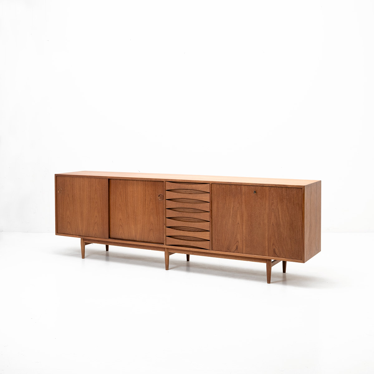Triennale Sideboard Arne Vodder Sibast 1950er, Sibast, Arne Vodder, Sideboard, Sideboard + Kommode