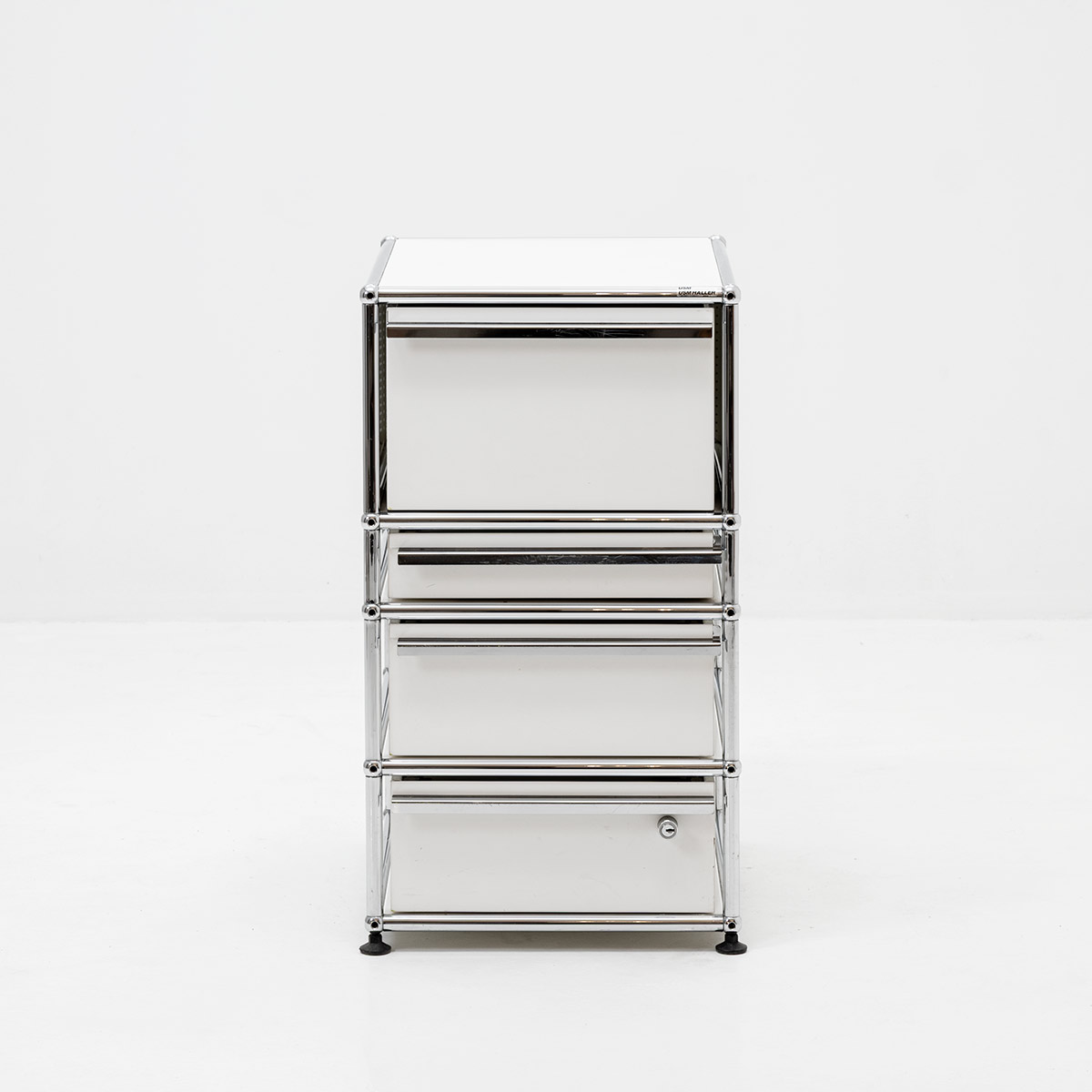 USM Haller Korpus in Weiss, Vintage, USM Haller, Fritz Haller & Paul Schärer, Diverses (gross), Diverses