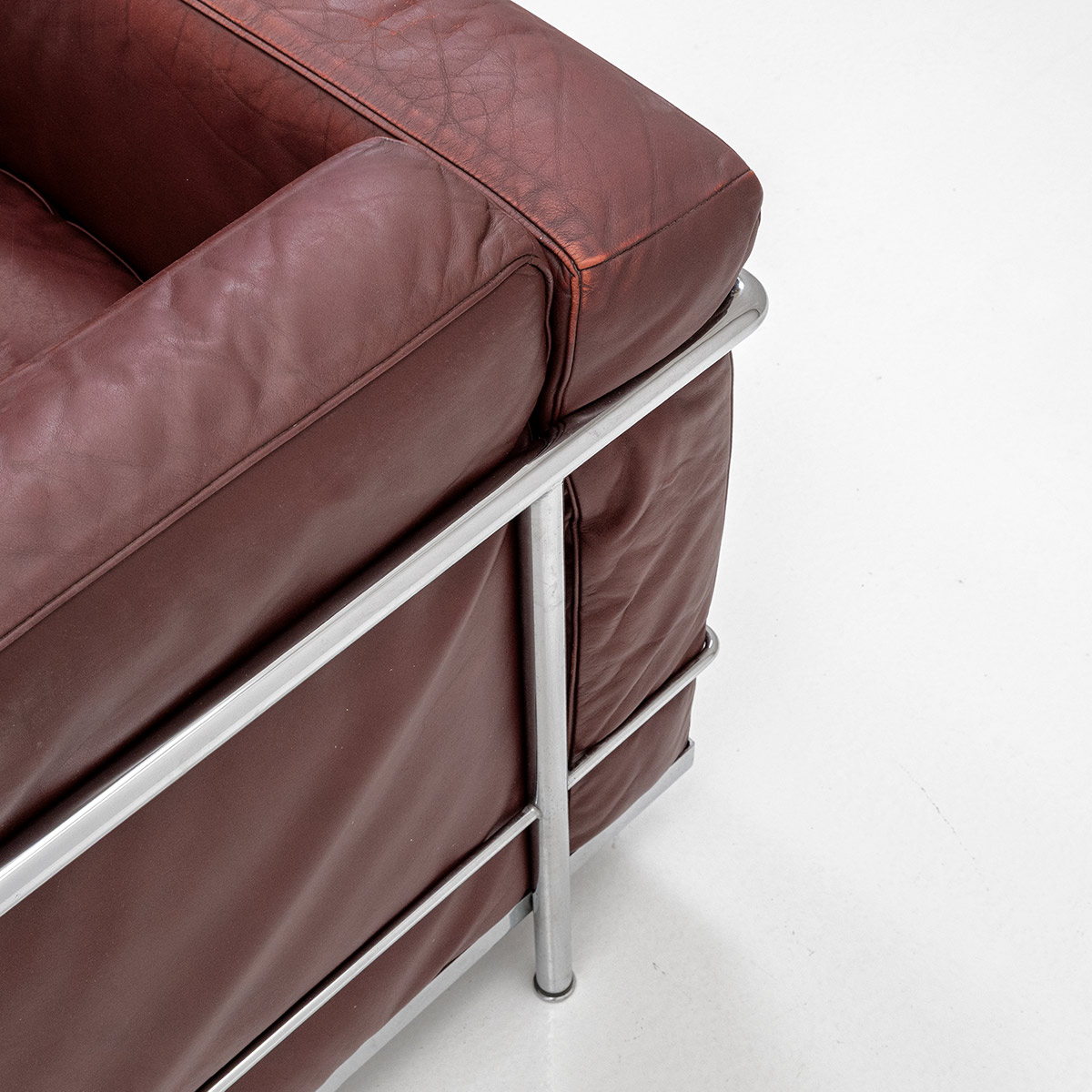 Zweisitzer-Sofa LC2 von Charlotte Perriand, Le Corbusier & Jeanneret - 1